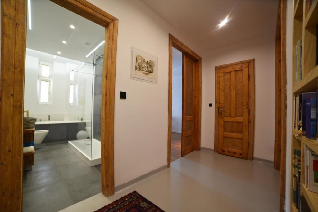 Designer Apartment 110M2 With King Size Beds & Equipped Kitchen Cracovia Esterno foto